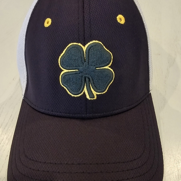 Black Clover L/XL Fitted Hats (11 total lot) - Picture 5 of 16